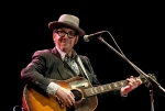 Elvis Costello poprvé vystoupil v Praze, třikrát přidával