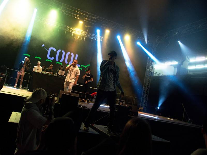 Cool Day v Praze: ATMO music, UDG a Blakkwood zahráli k narozeninovým oslavám