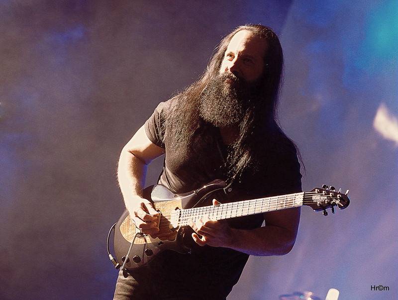 Kytarové trio G3 uhranulo Prahu - Joe Satriani, John Petrucci a Uli John  Roth si podmanili Kongresové centrum | iREPORT – music&style magazine