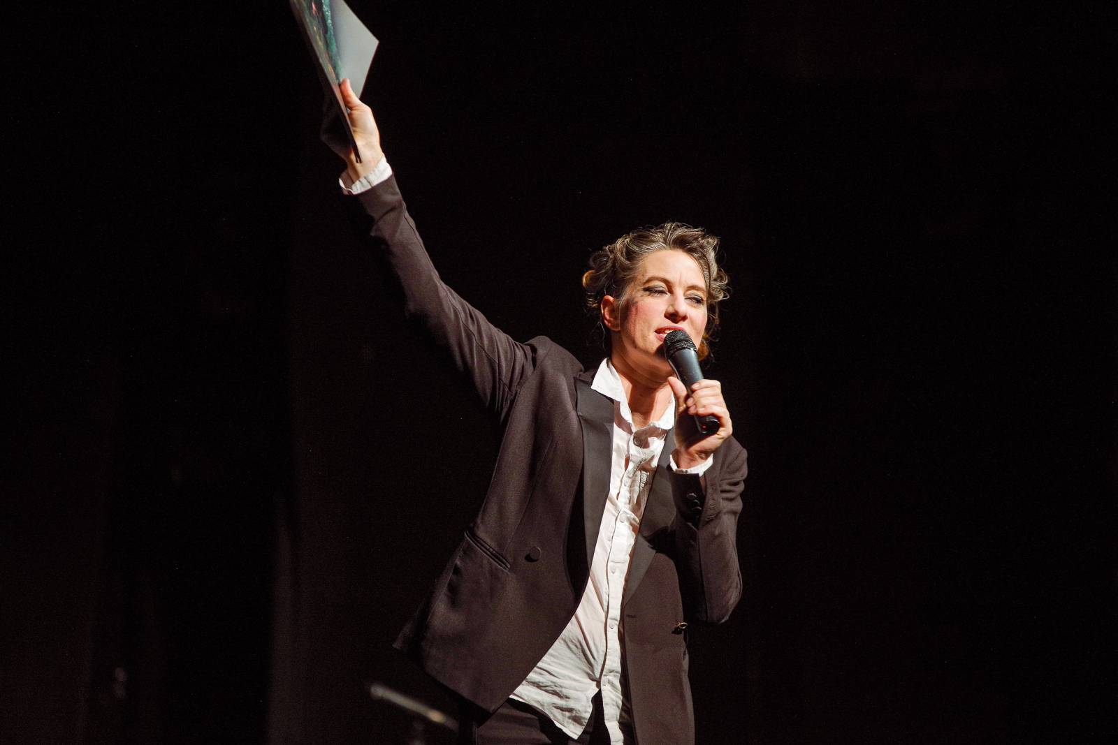 Amanda Palmer předvedla v divadle Hybernia kombinaci stand-upu a koncertu