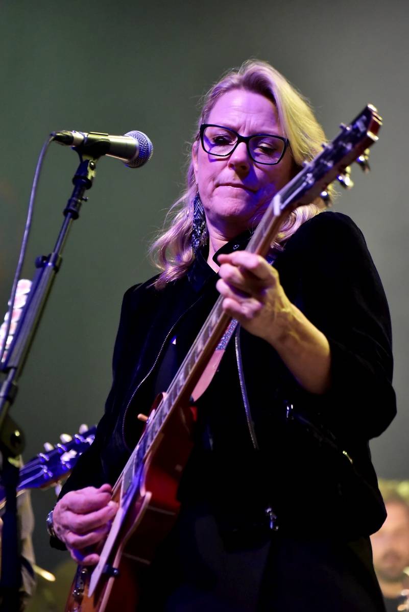 Bluesrockový kamion Tedeschi Trucks Band převálcoval Forum Karlín