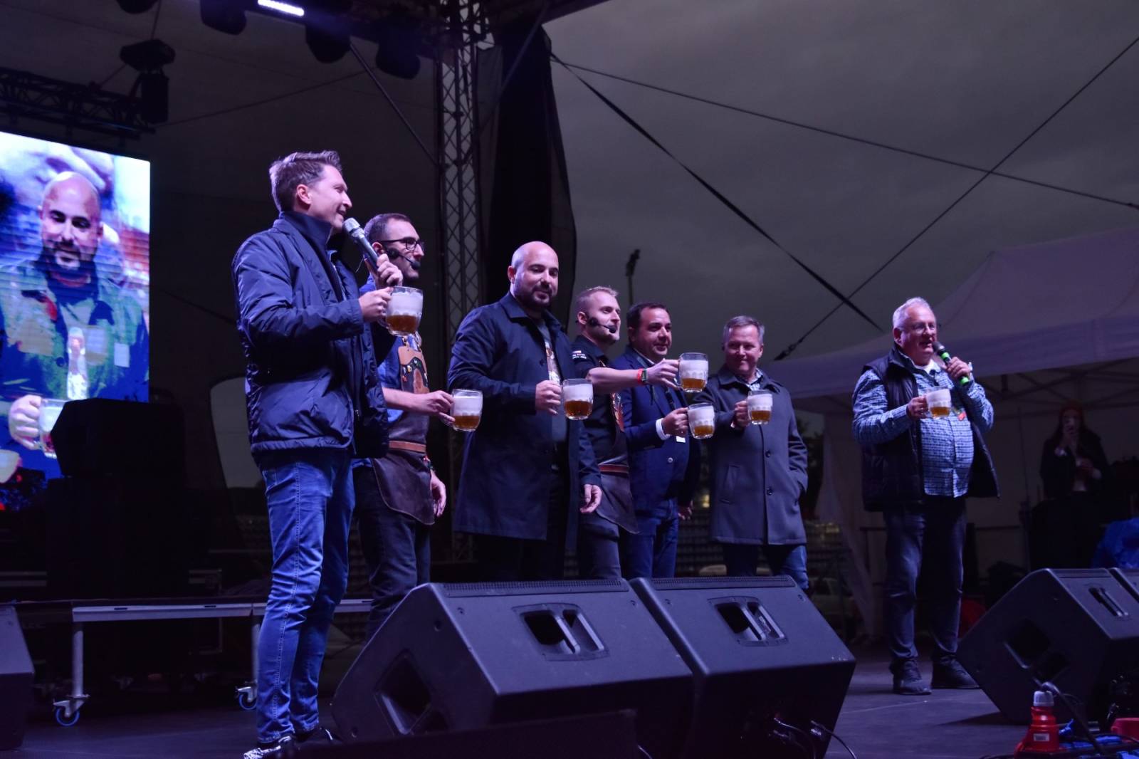 Druhý den Pilsner Festu zahájil Sofian MedjMedj, zahráli i Mig 21, Tata Bojs a J.A.R.