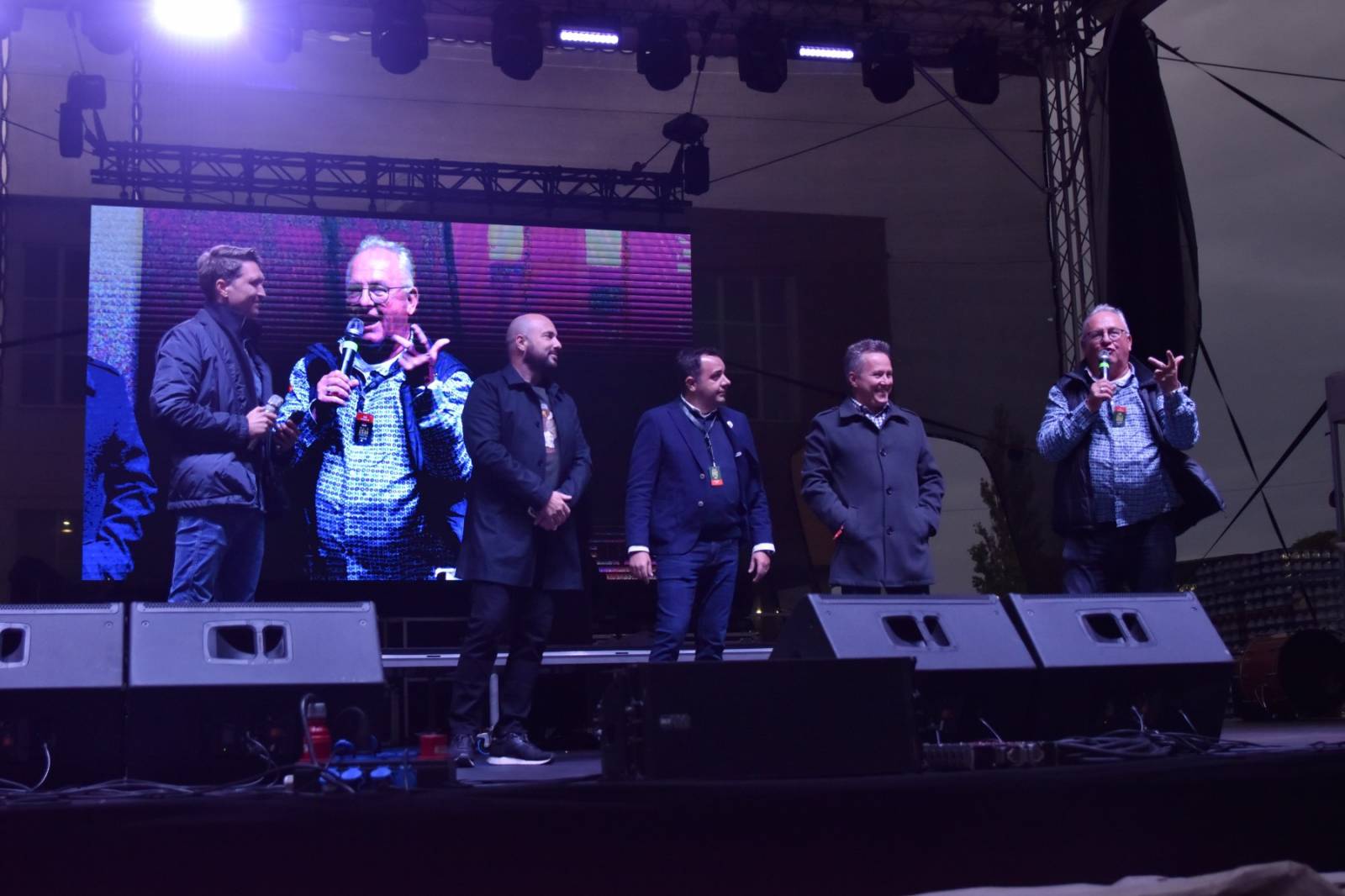Druhý den Pilsner Festu zahájil Sofian MedjMedj, zahráli i Mig 21, Tata Bojs a J.A.R.