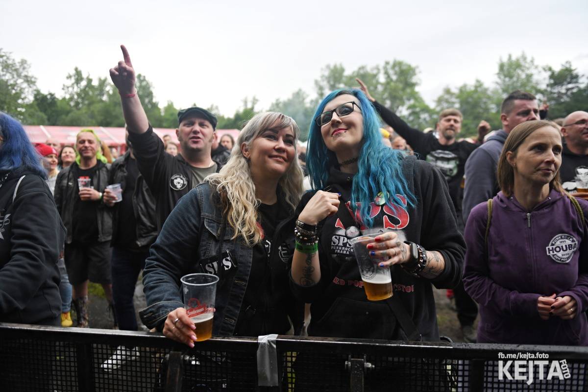 Punk's not dead, vy volové! Tři sestry do Ledáren pozvaly UK Subs, S.P.S. i tribute Plexis