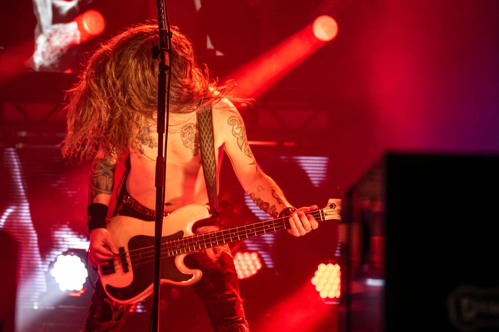 LIVE: Machine Head měli ve Foru Karlín poloprázdno. Show předvedli dobrou, viděli jsme je už ale v lepší formě