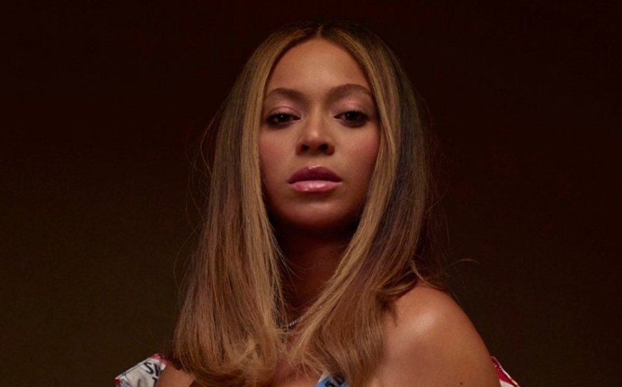 Grammy 2021: Nahrávkou roku se mohou stát skladby Beyoncé, Billie Eilish nebo Post Malone