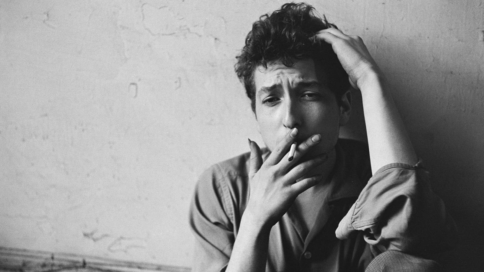 POST SCRIPTUM (65): Bob Dylan získal Nobelovku. Nejeví o ni ale žádný zájem