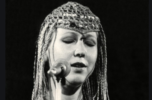Mirka Křivánková - Trojnásobná vítězka Vokalízy patřila mezi nejtalentovanější zpěvačky, spolupracovala se špičkami tuzemské jazzové scény