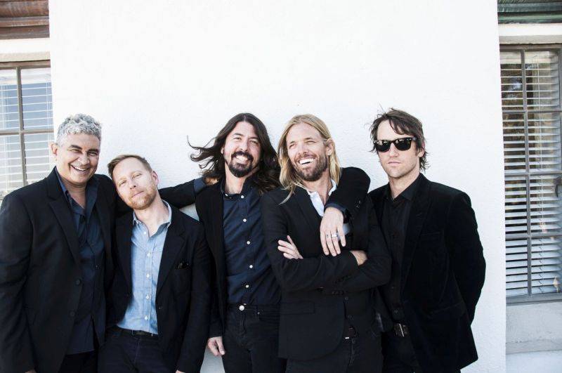 TOP 8 videoklipů týdne: Foo Fighters uspořádali party důchodců, Placebo a  Arcade Fire řeší neřesti dnešního světa | iREPORT – music&style magazine