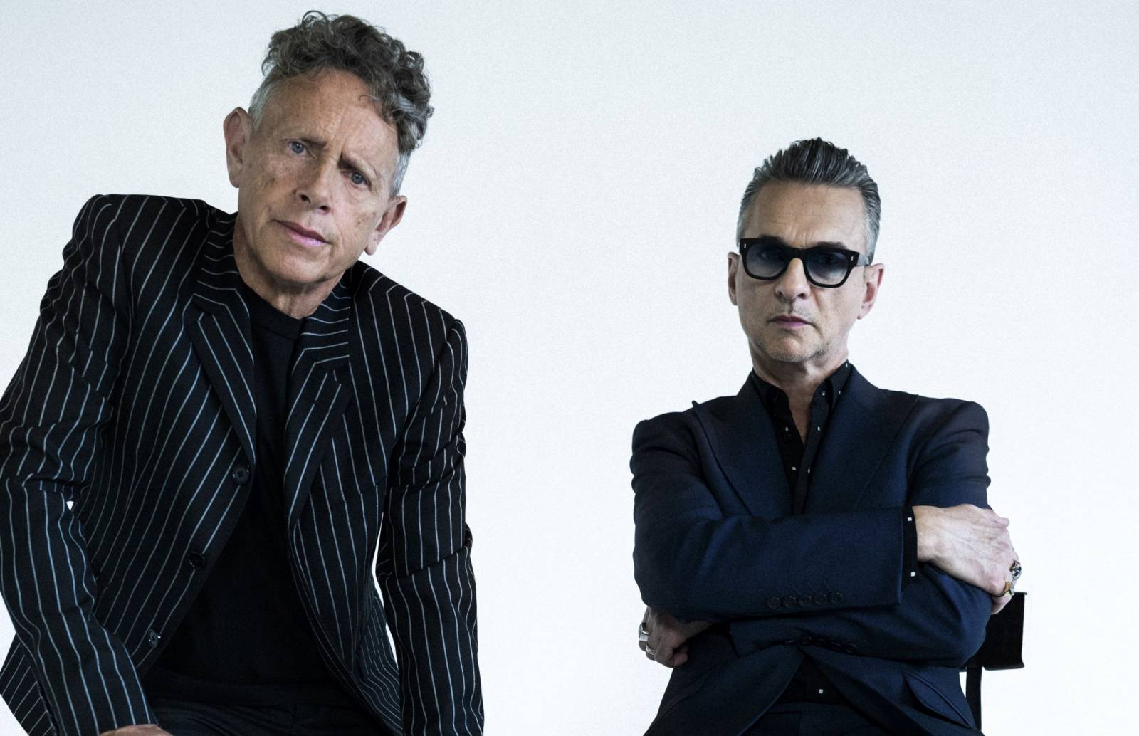 TOP 7 videoklipů týdne: Depeche Mode věří, že jsou lidé dobří a Mirai vzpomínají na dětství 