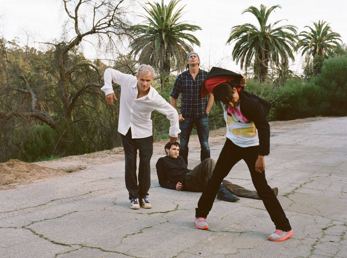 AUDIO: Red Hot Chili Peppers vyměnili producenta a potěší fanoušky novou deskou. Takhle bude znít